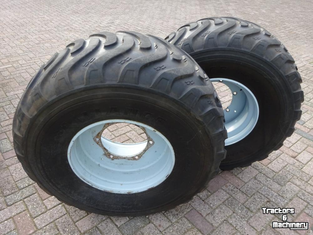 Roues, Pneus, Jantes, Barillets Jumelage Alliance Set gazonbanden op velgen