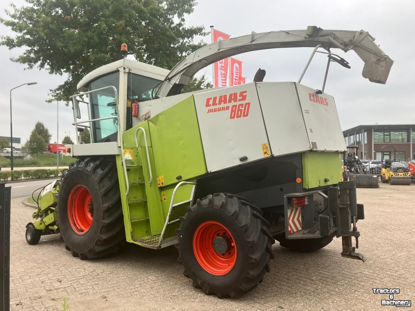 Ensileuse automotrice Claas Jaguar 860
