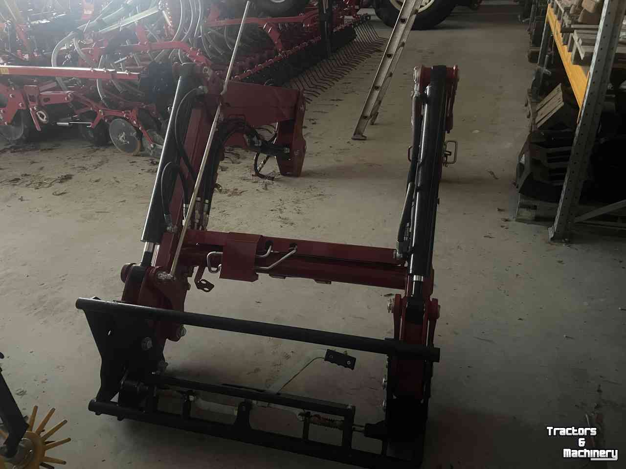 Chargeur frontal Case-IH L 610 met aanbouwdelen Farmall a of newholland t5