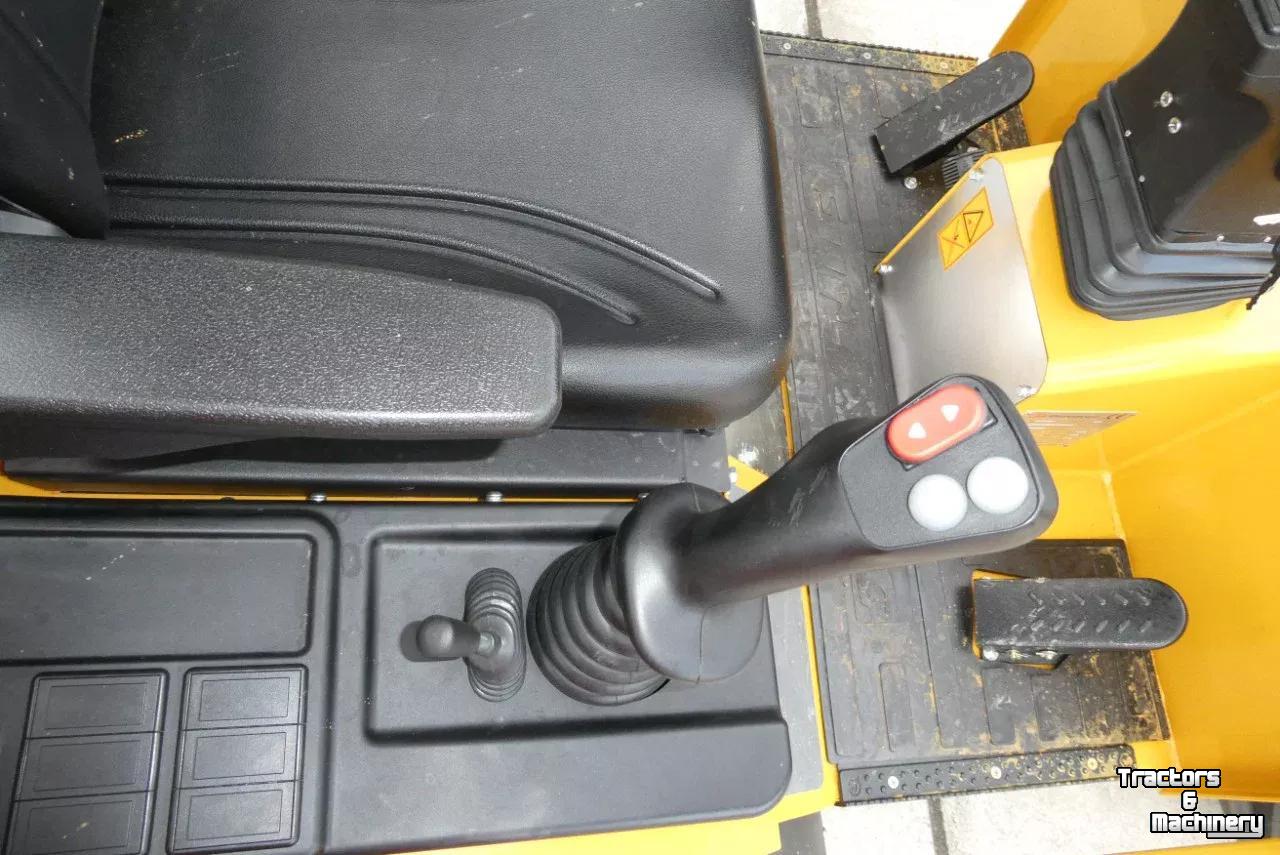 Chargeuse sur pneus Eurotrac W12MS