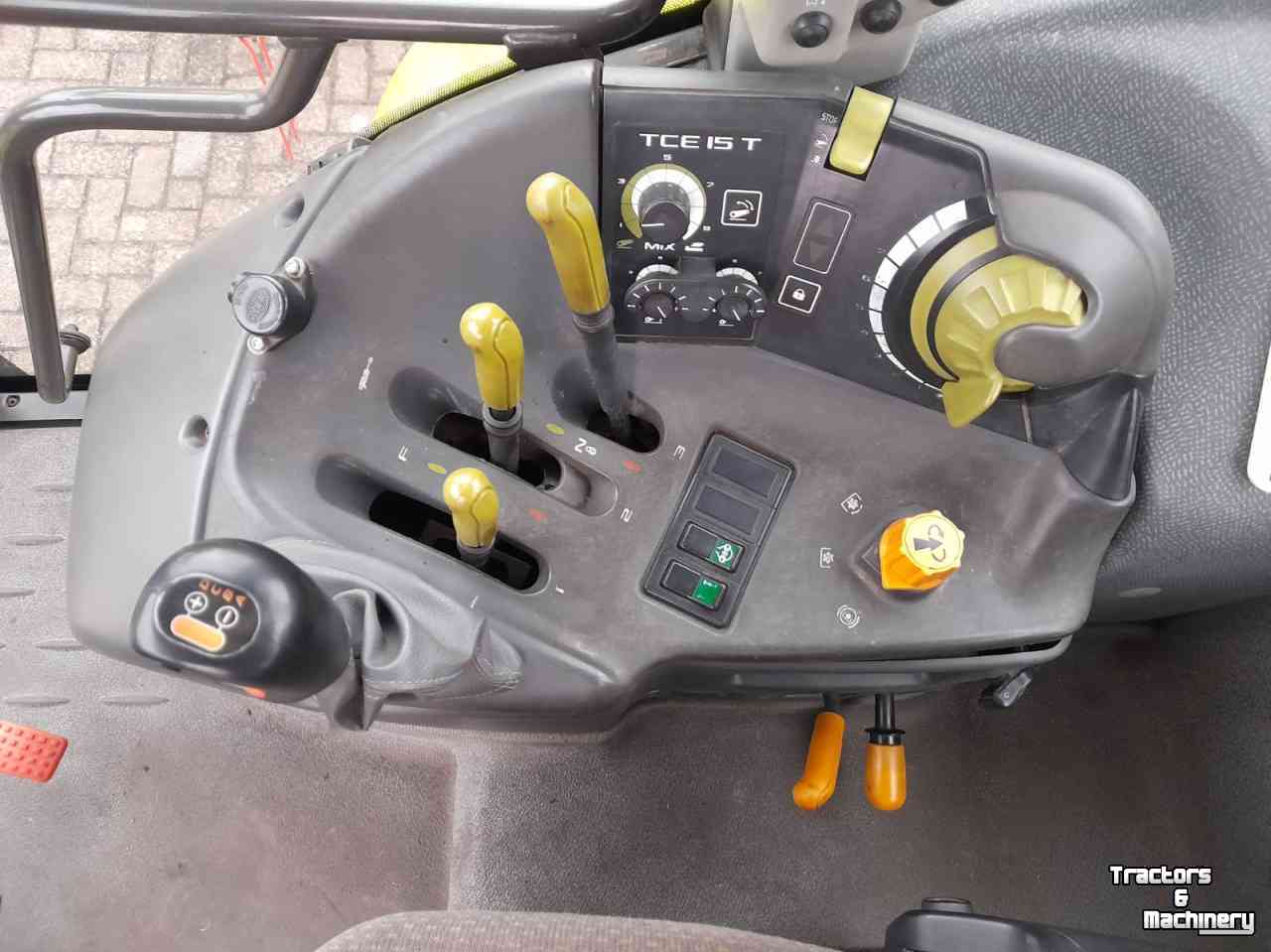 Tracteur Claas ares 557 ATZ