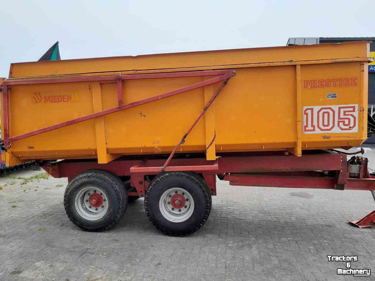 Benne agricole Miedema HST105