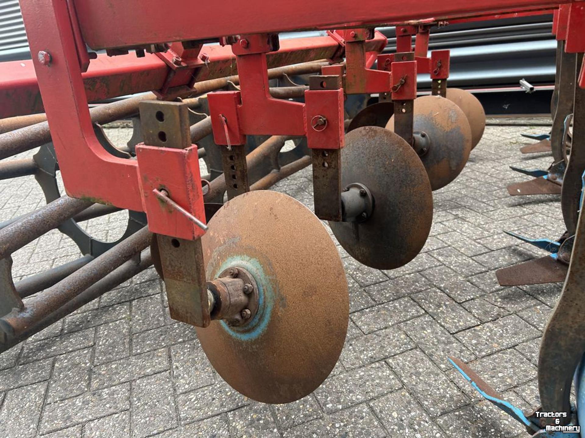 Cultivateur Lemken Smaragd 3m