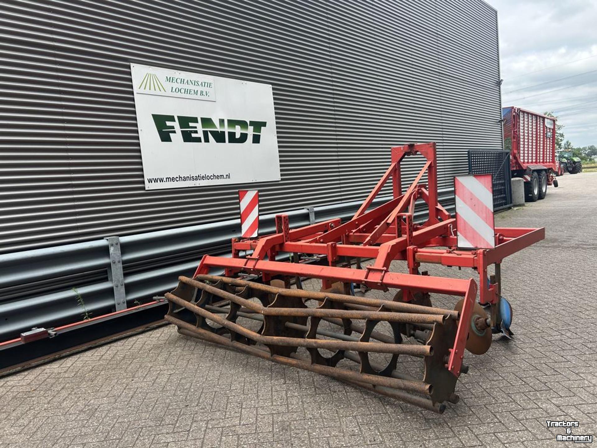 Cultivateur Lemken Smaragd 3m