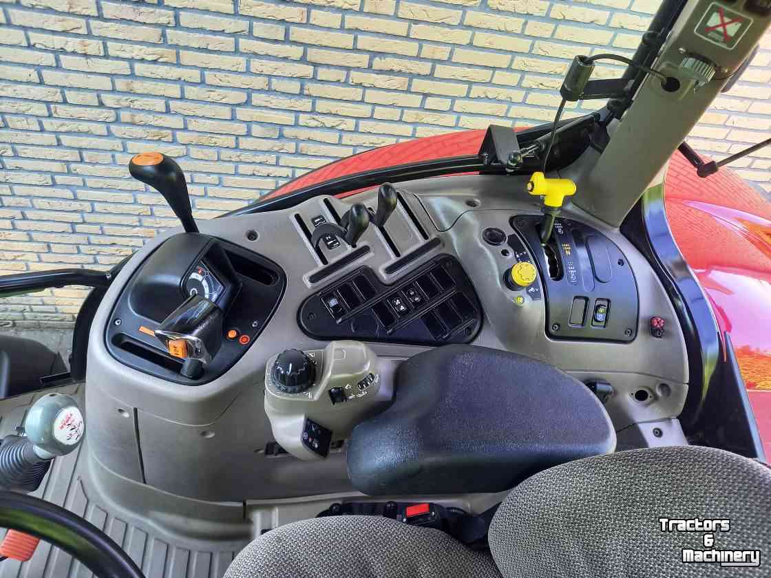Tracteurs Case-IH Maxxum 115 + frontlader