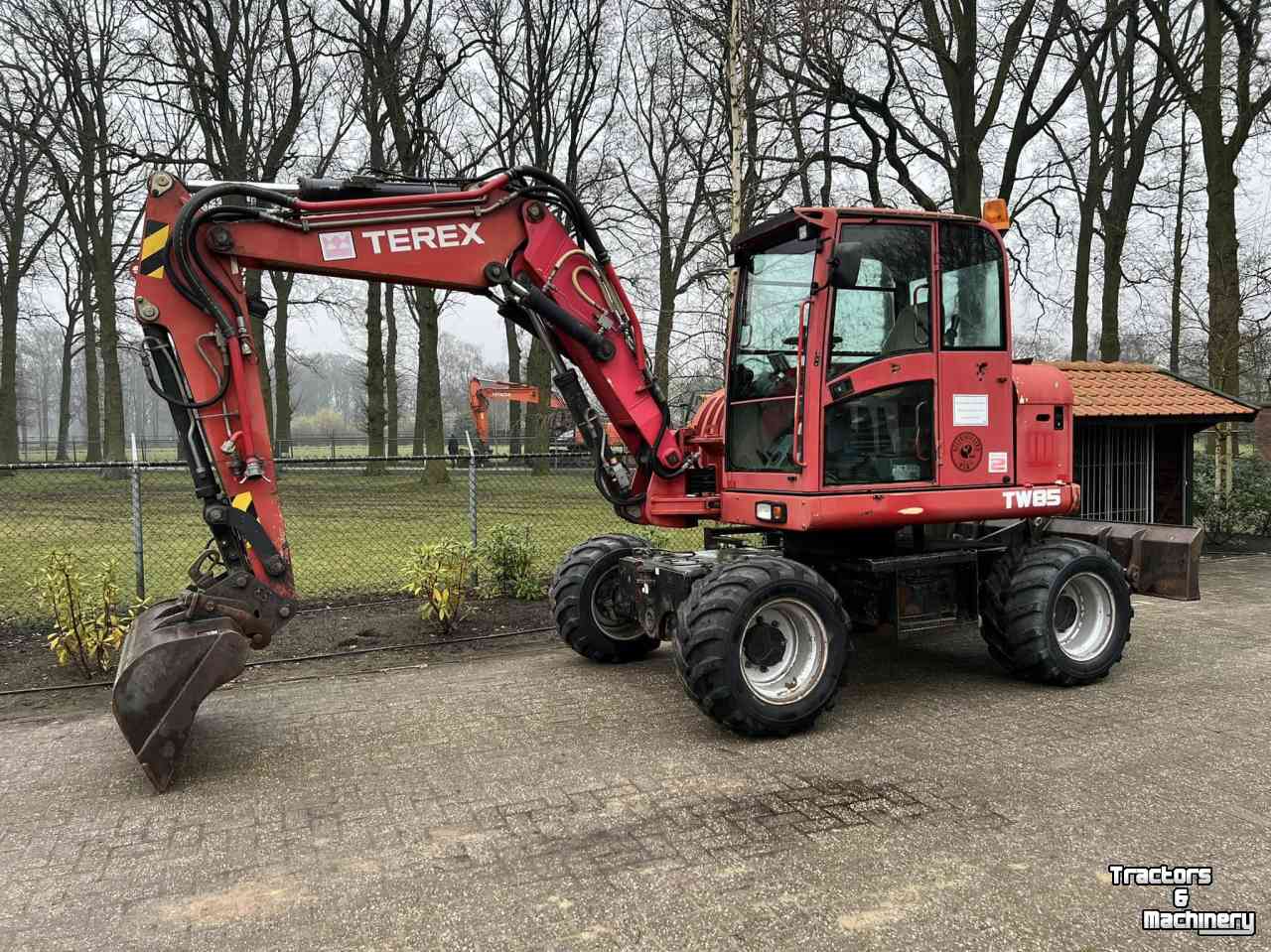 Pelles sur pneus Terex TW85 Mobiele kraan