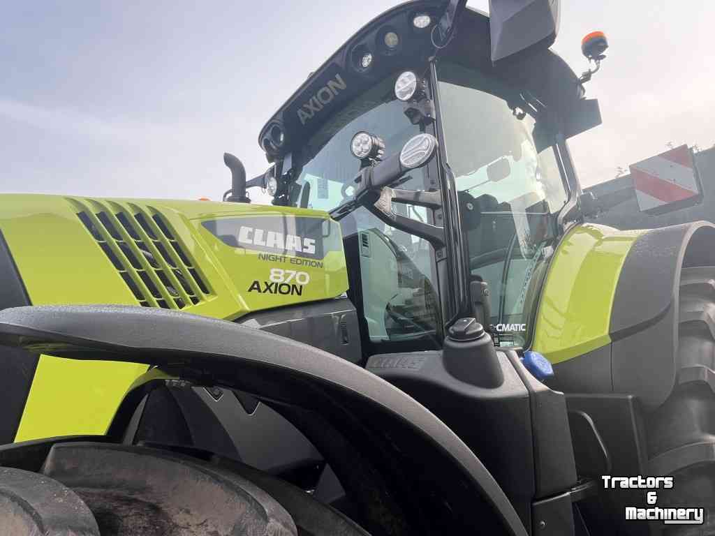 Tracteur Claas Axion 870 Night Edition