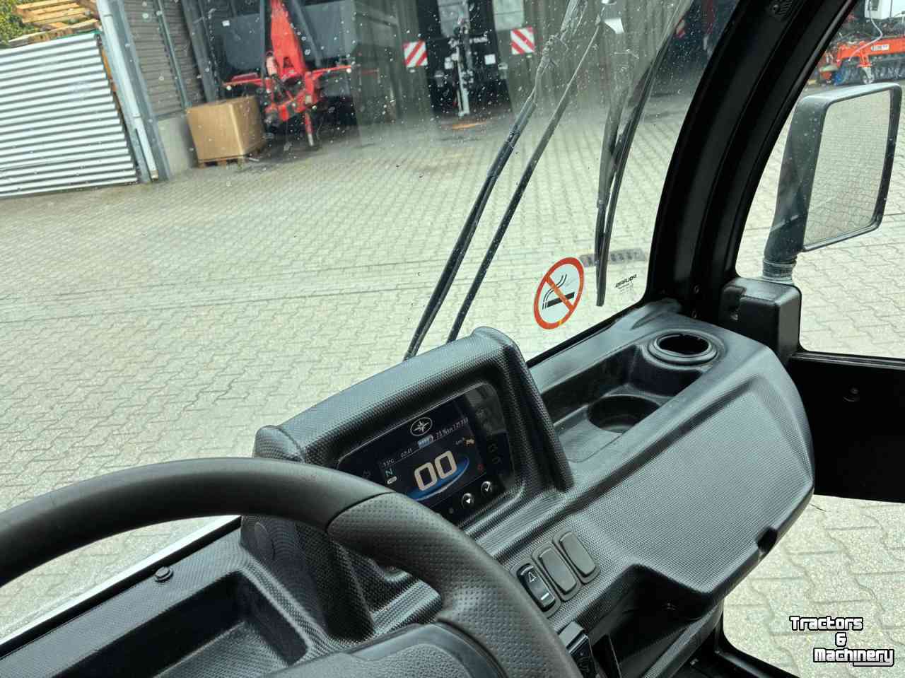 Autres matériel et accessoires de jardins et espaces verts Goupil G4 elektrische wagen met afval container