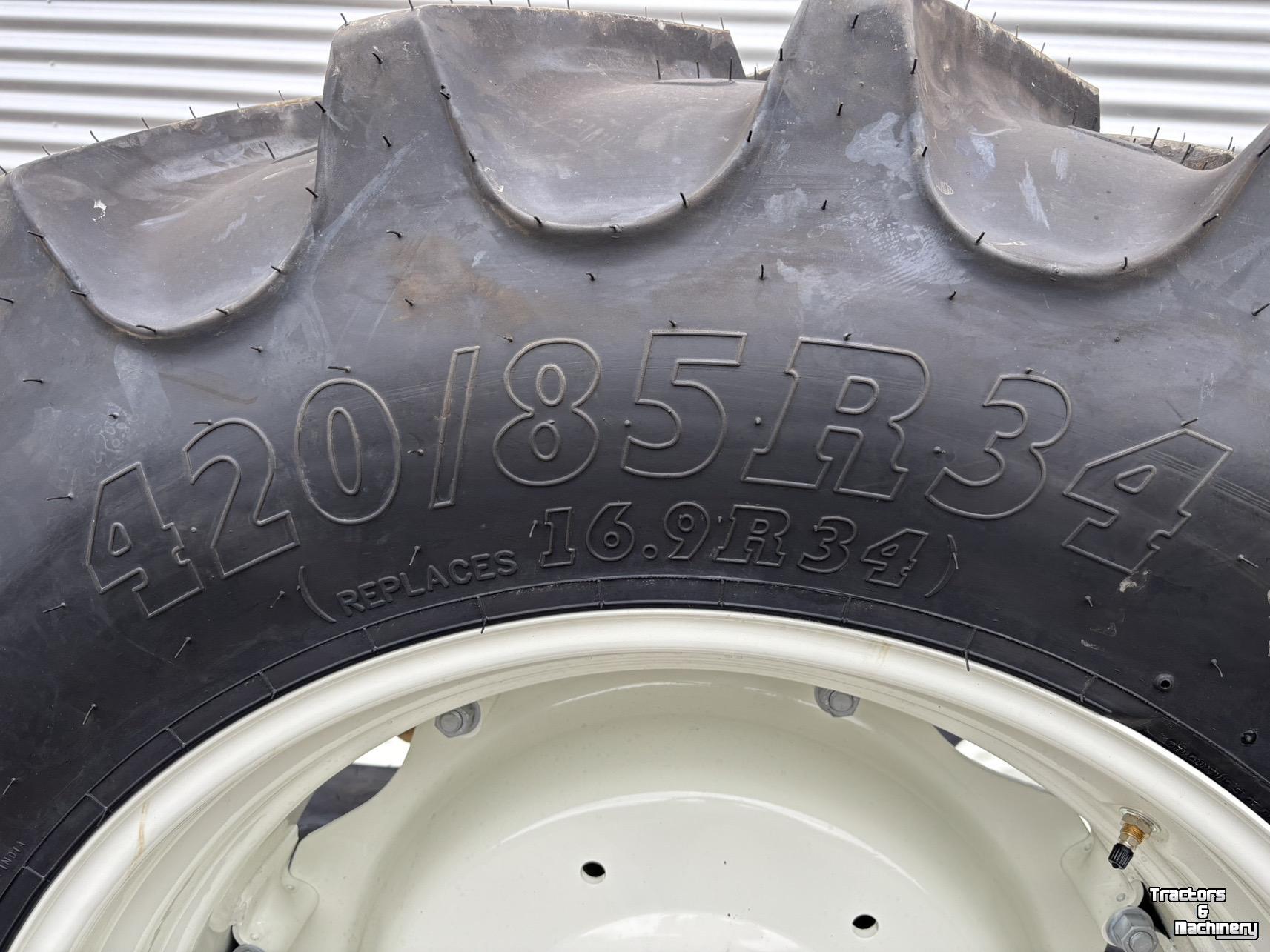 Roues, Pneus, Jantes, Barillets Jumelage BKT Agrimax RT-855