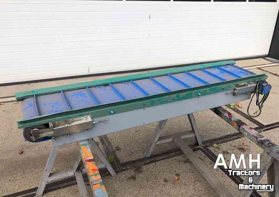 Convoyeur  1770X350 MM TRANSPORTBAND VLAKKE BAND, FLACHBAND, OPVOERBAND, STEIGBAND
