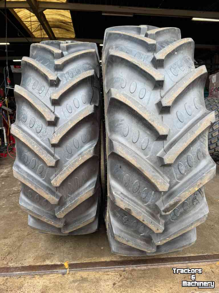 Roues, Pneus, Jantes, Barillets Jumelage BKT 520/85R38 (20.8R38)