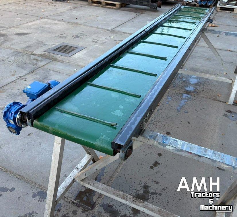 Convoyeur élévateur  3000X400 OPVOERBAND ELEVATORBAND ELEVATOR BELT FÖRDERBAND STEIGBAND