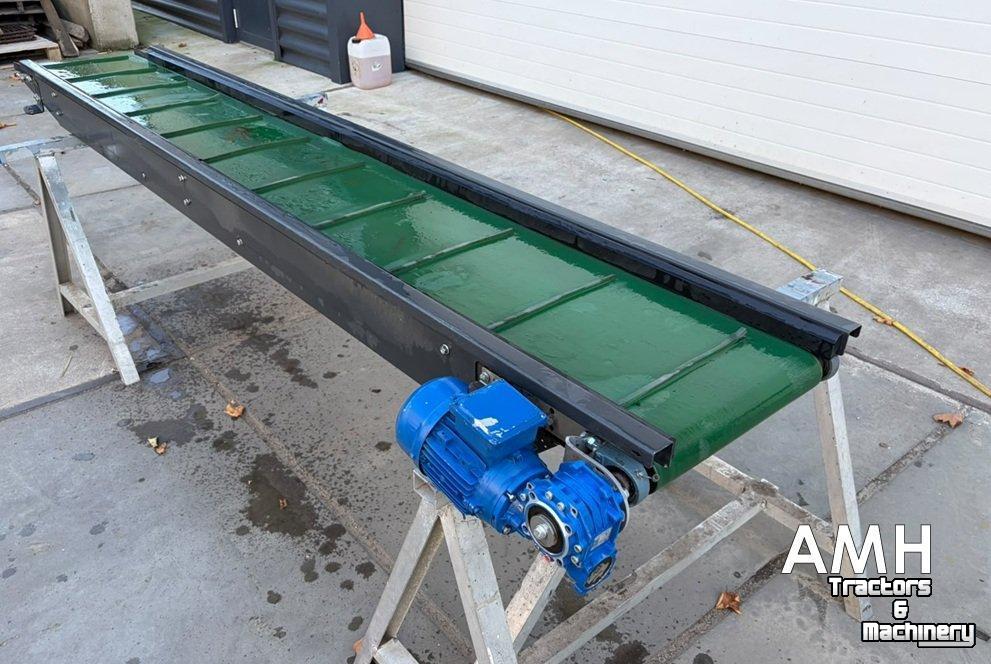 Convoyeur élévateur  3000X400 OPVOERBAND ELEVATORBAND ELEVATOR BELT FÖRDERBAND STEIGBAND