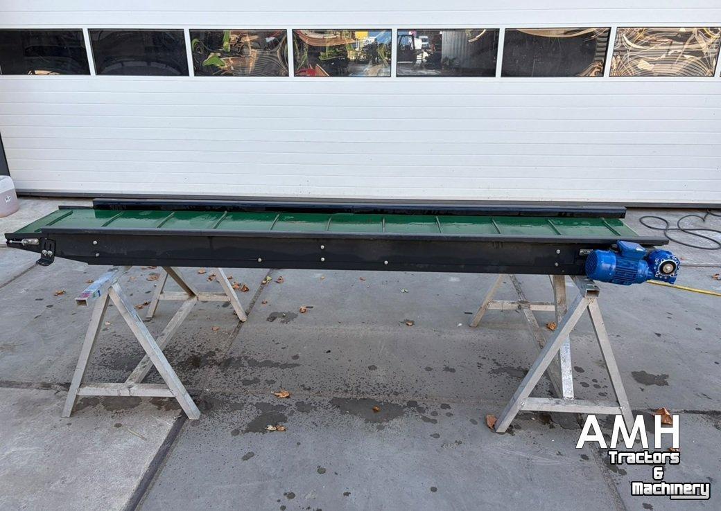 Convoyeur élévateur  3000X400 OPVOERBAND ELEVATORBAND ELEVATOR BELT FÖRDERBAND STEIGBAND