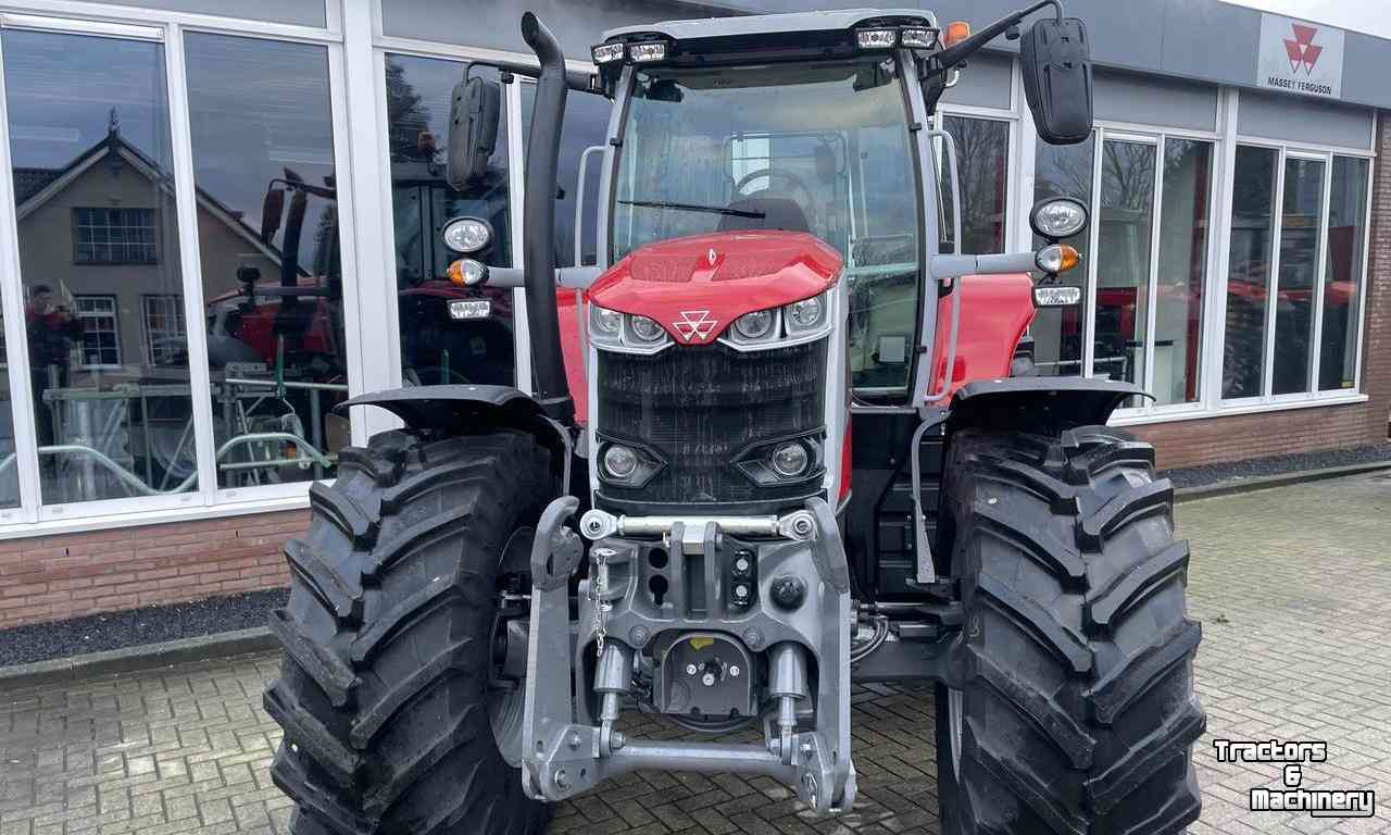 Tracteurs Massey Ferguson 6S155 Dyna-6 Efficient Tractor Nieuw