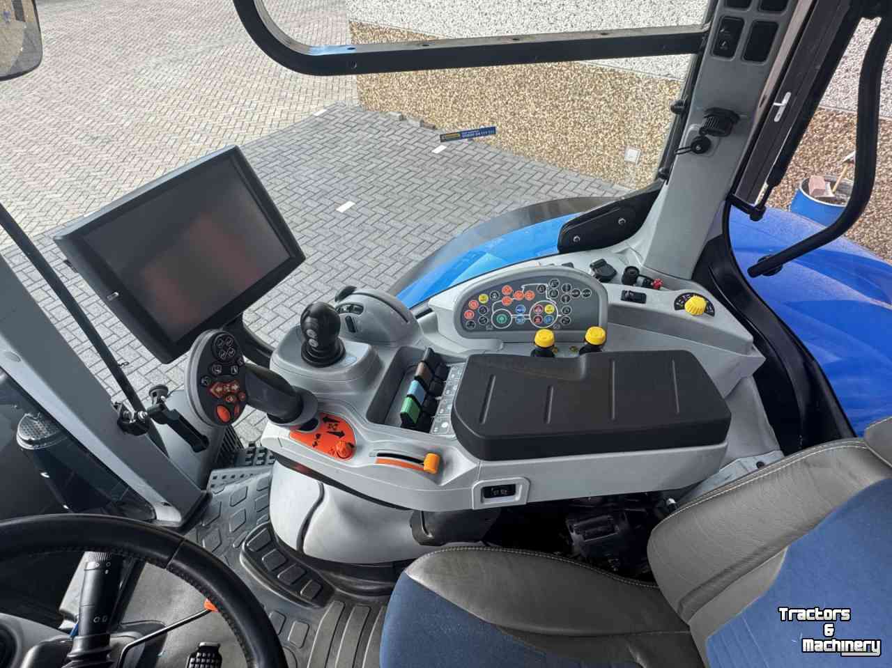 Tracteur New Holland T7.270AC Stage V Fronthef +pto Lucht  GPS  4407u