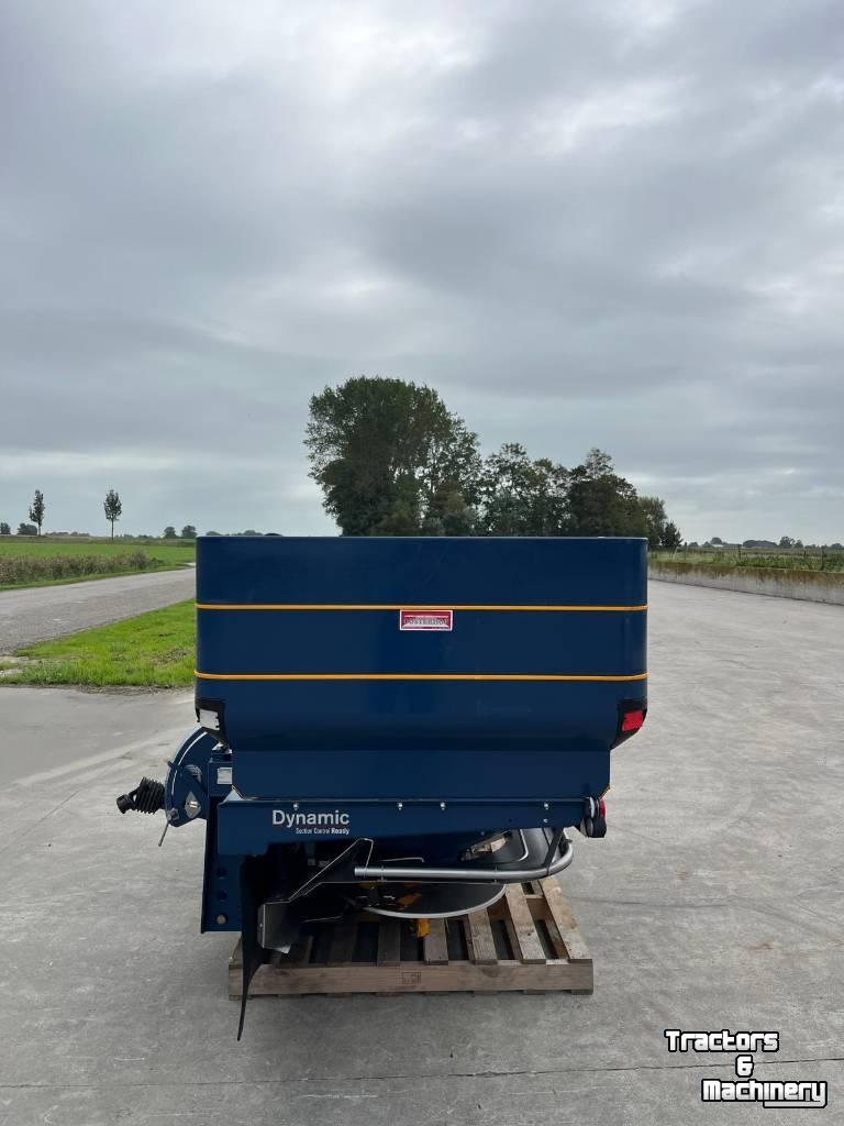 Distributeur d‘engrais Bogballe M2W D Kunstmeststrooier