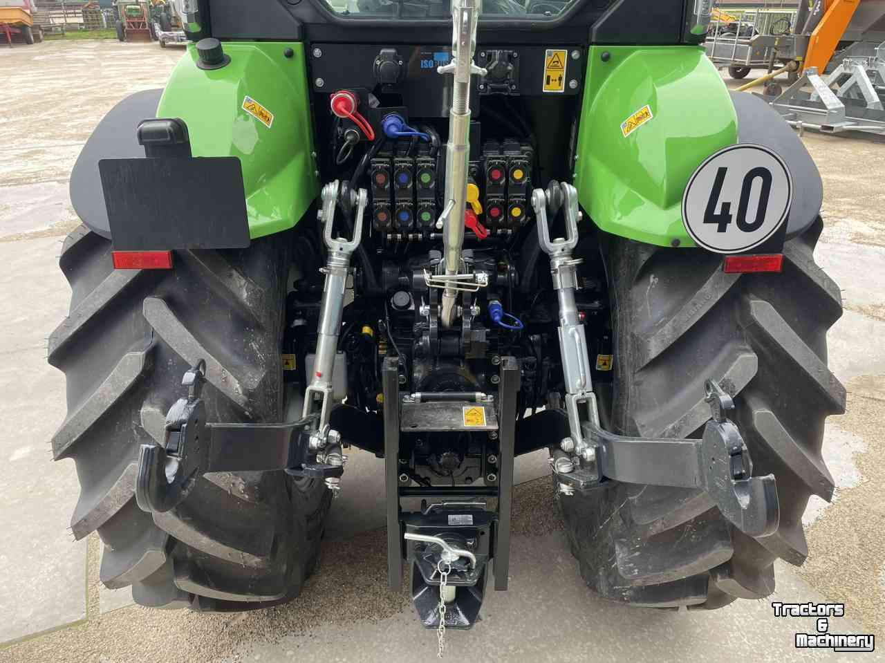Tracteurs Deutz-Fahr 5115 DF TTV