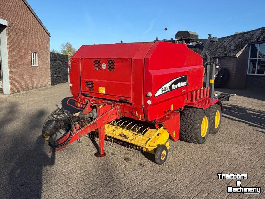 Presses New Holland 548