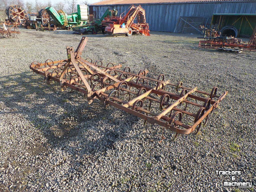 Cultivateur  cultivator Triltand cultivator nr 625