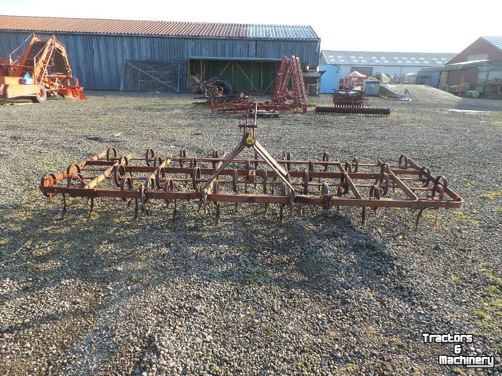 Cultivateur  cultivator Triltand cultivator nr 625