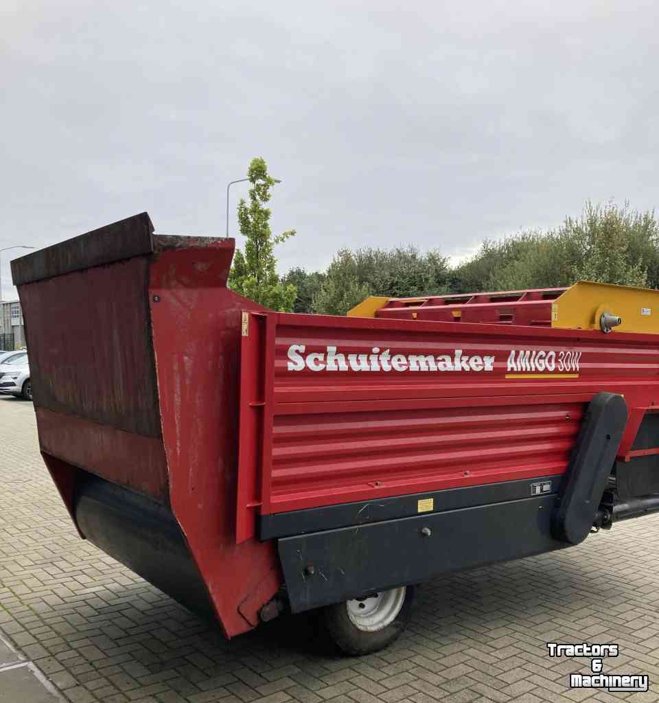 Distributeur de fourrage en bloc Schuitemaker Amigo 30W Blokkendoseerwagen