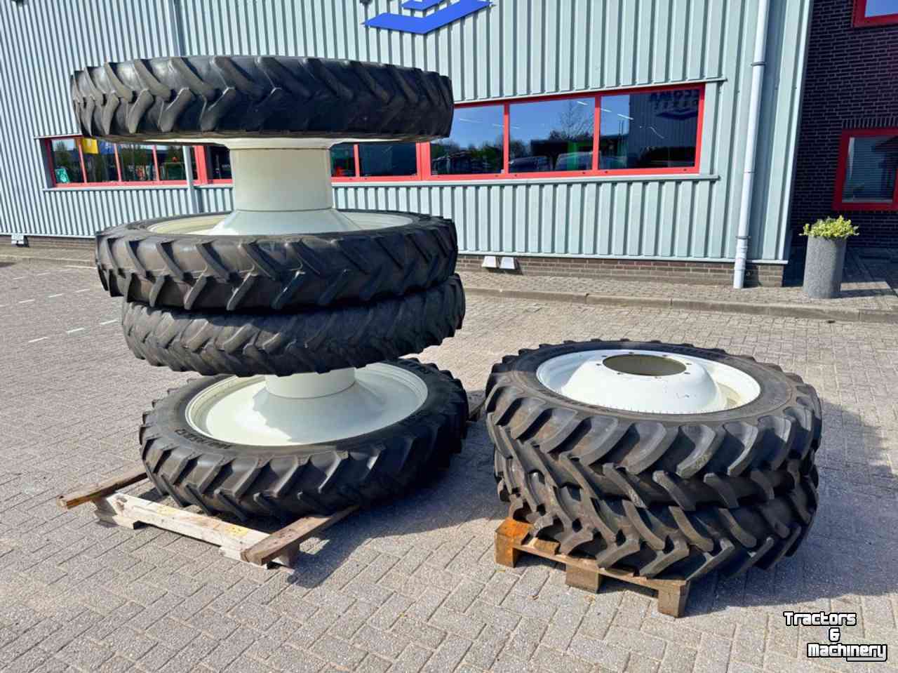 Roues, Pneus, Jantes, Barillets Jumelage Alliance VF320/85R36 Alliance Agriflex +354  + 300/95R52 Alliance & BKT