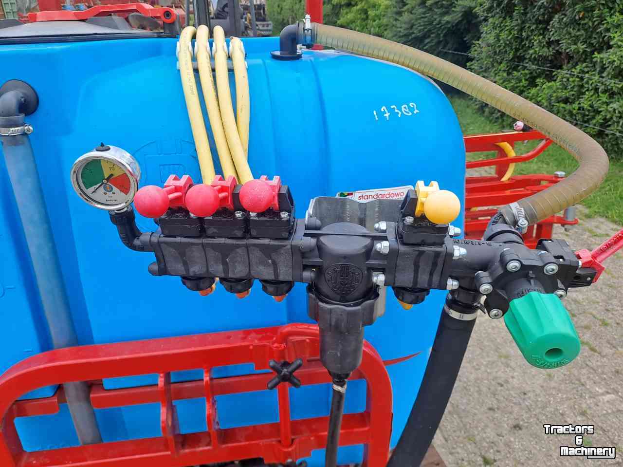 Pulvérisateur porté GRS Veldspuit 12 meter breed
