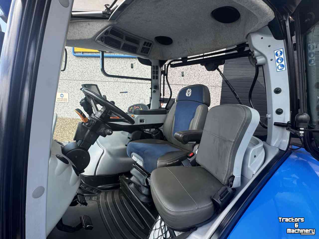 Tracteur New Holland T7.270AC Stage V Fronthef +pto Lucht  GPS  4407u