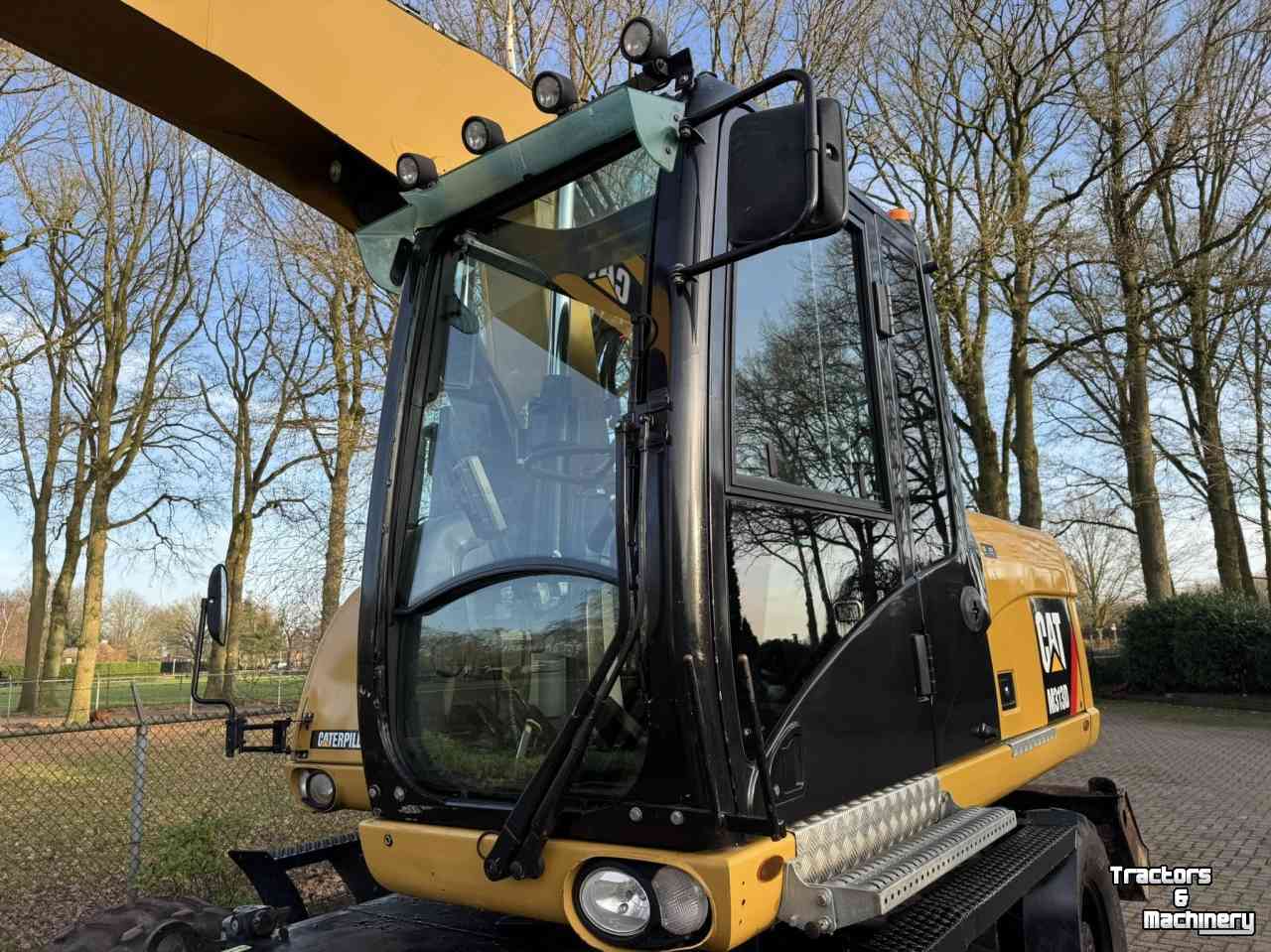Pelles sur pneus Caterpillar m313d Mobiele kraan