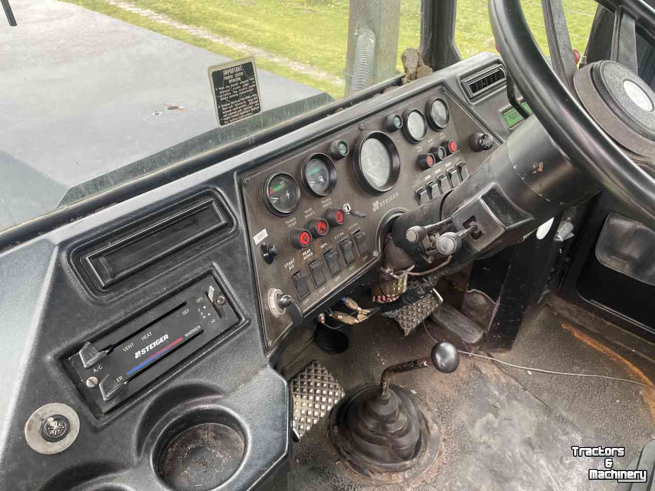 Tracteur Steiger Panther III ST-325