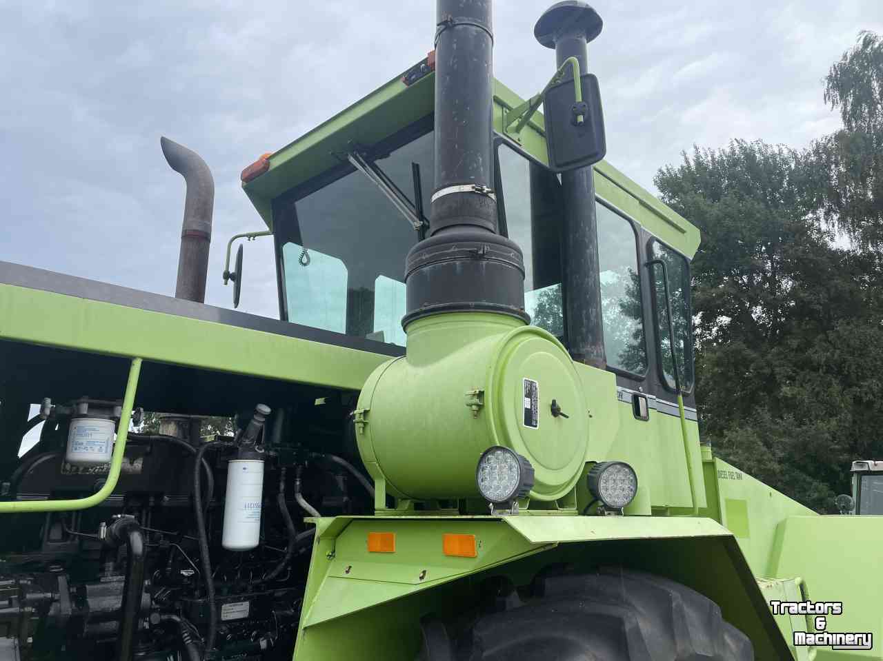 Tracteur Steiger Panther III ST-325