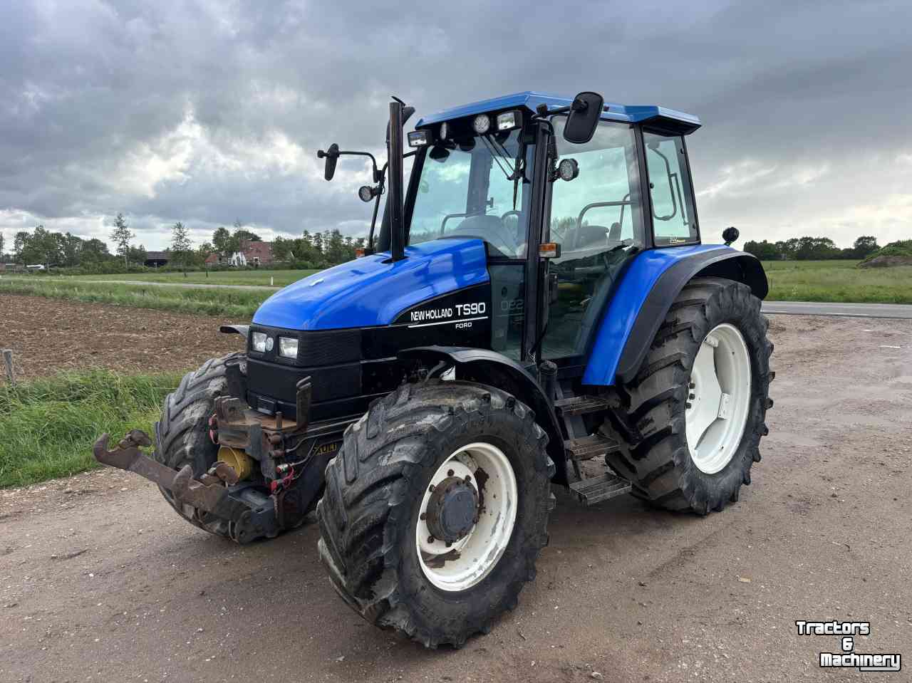 Tracteur  Nee holland ts90