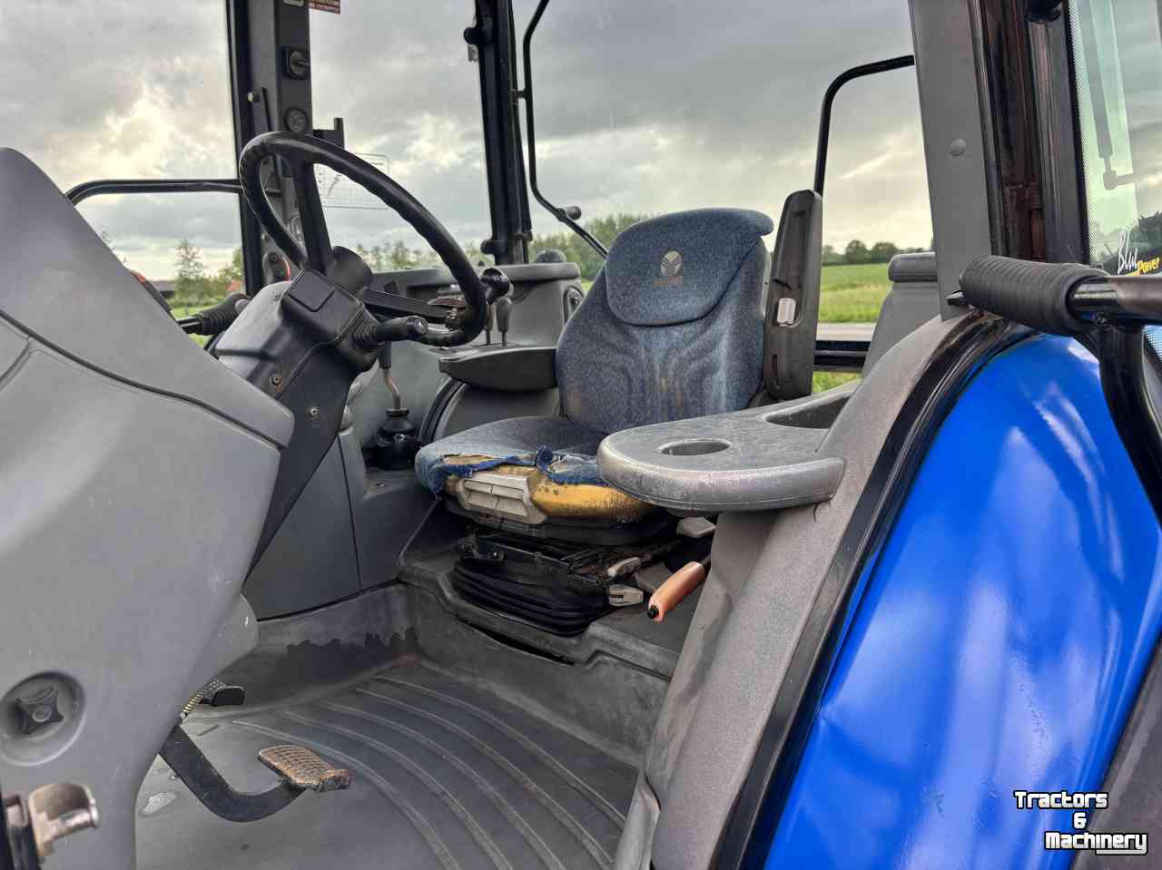 Tracteur  Nee holland ts90