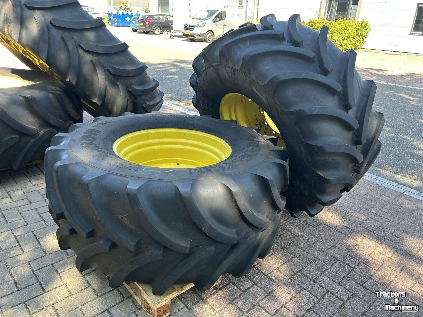 Roues, Pneus, Jantes, Barillets Jumelage Vredestein Banden Vredestein