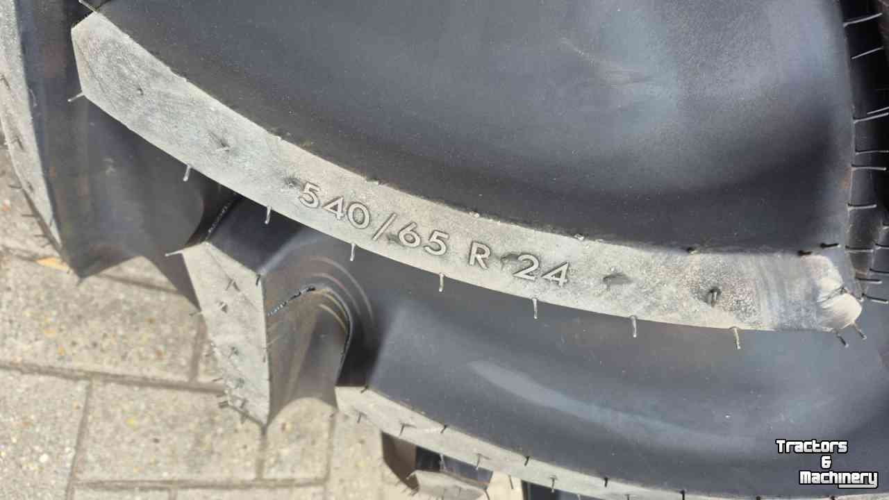 Roues, Pneus, Jantes, Barillets Jumelage  Mitas 540/65R24 NEW 100% + Mitas 600/65R38 NEW 100%