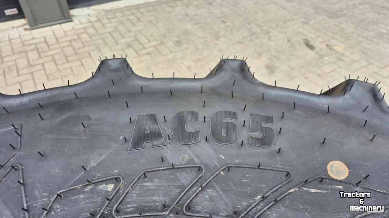 Roues, Pneus, Jantes, Barillets Jumelage  Mitas 540/65R24 NEW 100% + Mitas 600/65R38 NEW 100%