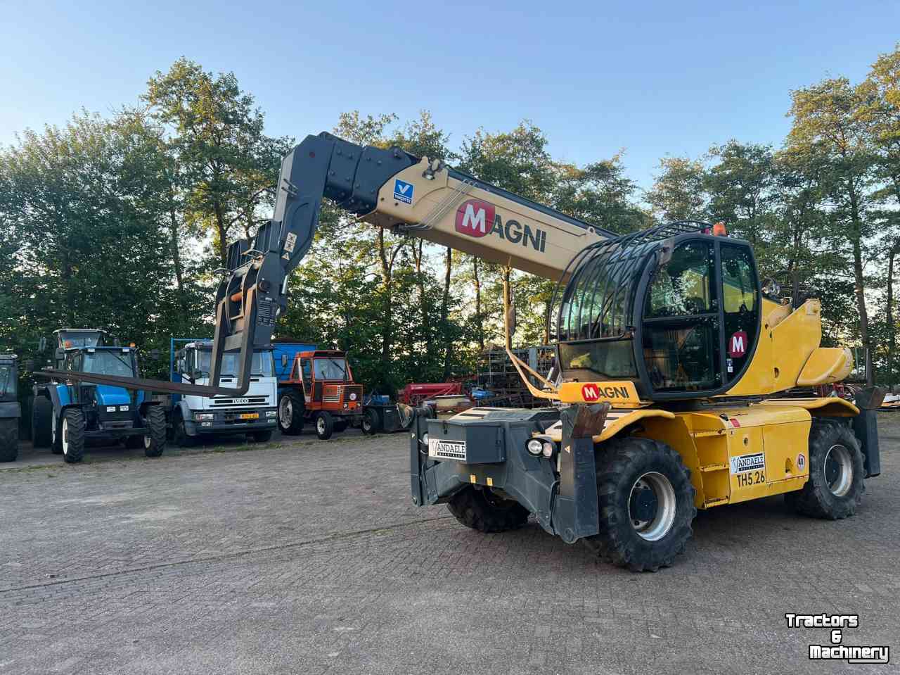 Chargeur Télescopique Magni RTH 5,26 roterende verreiker telehandler telescoplader