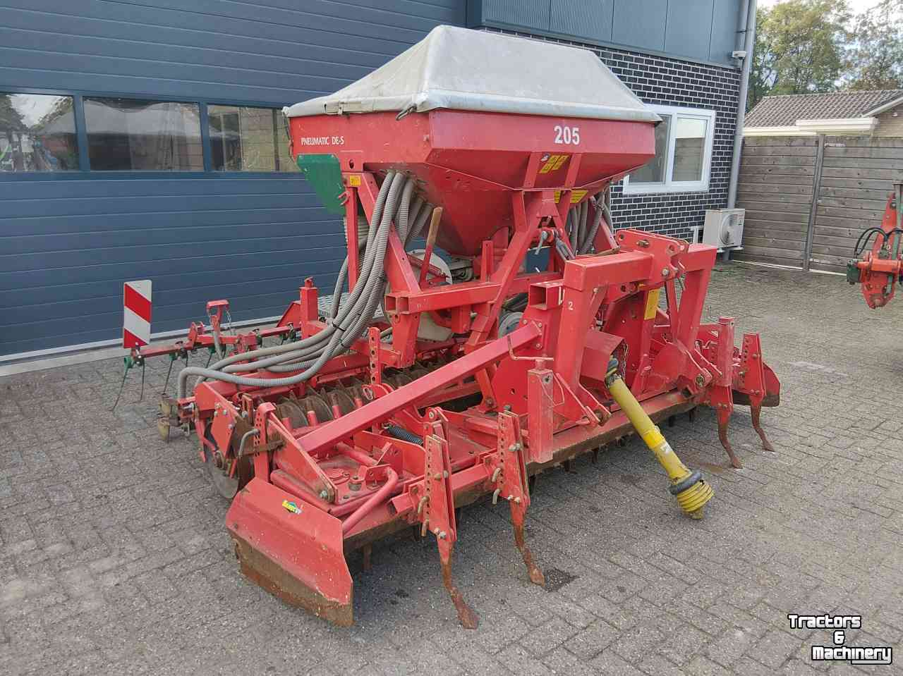 Semoir Combination Kverneland Pneumatic DE-S Zaaicombinatie  Met Lely Rotorkopeg