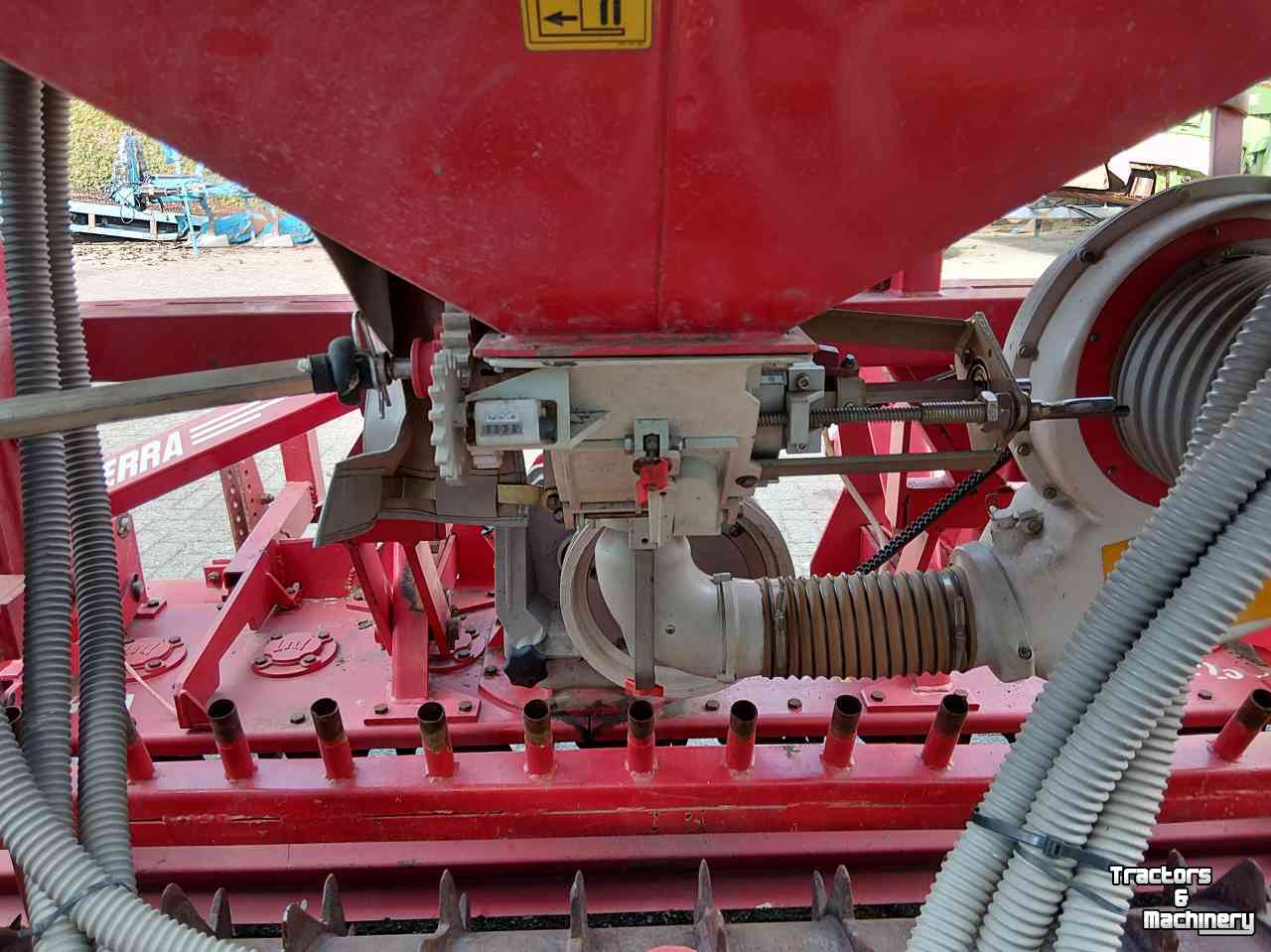 Semoir Combination Kverneland Pneumatic DE-S Zaaicombinatie  Met Lely Rotorkopeg