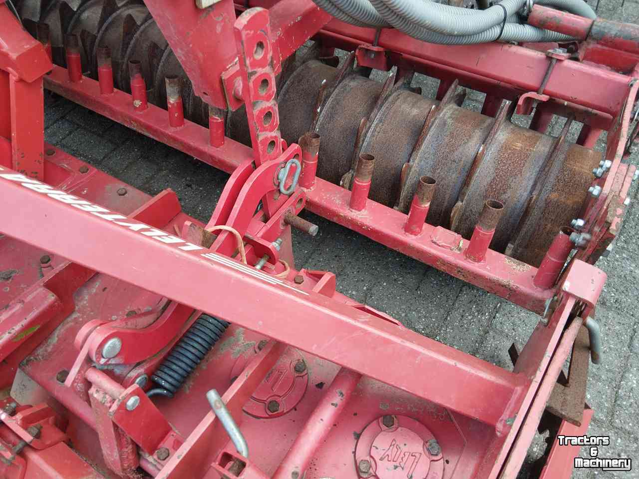 Semoir Combination Kverneland Pneumatic DE-S Zaaicombinatie  Met Lely Rotorkopeg
