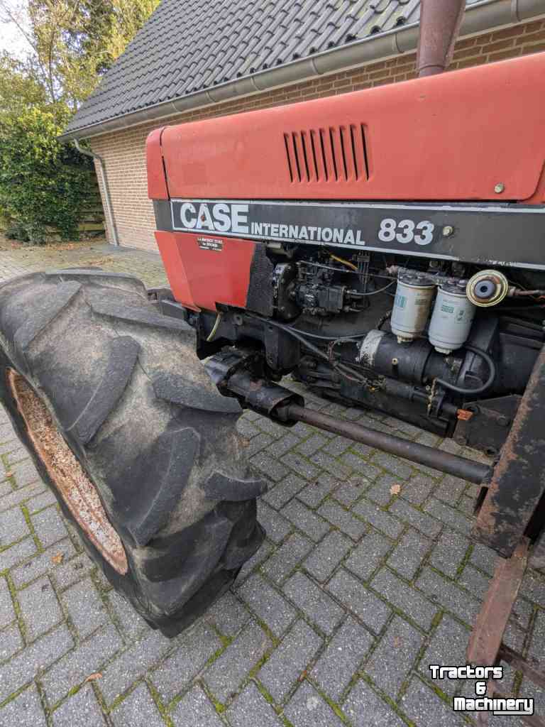 Tracteur Case-IH 833