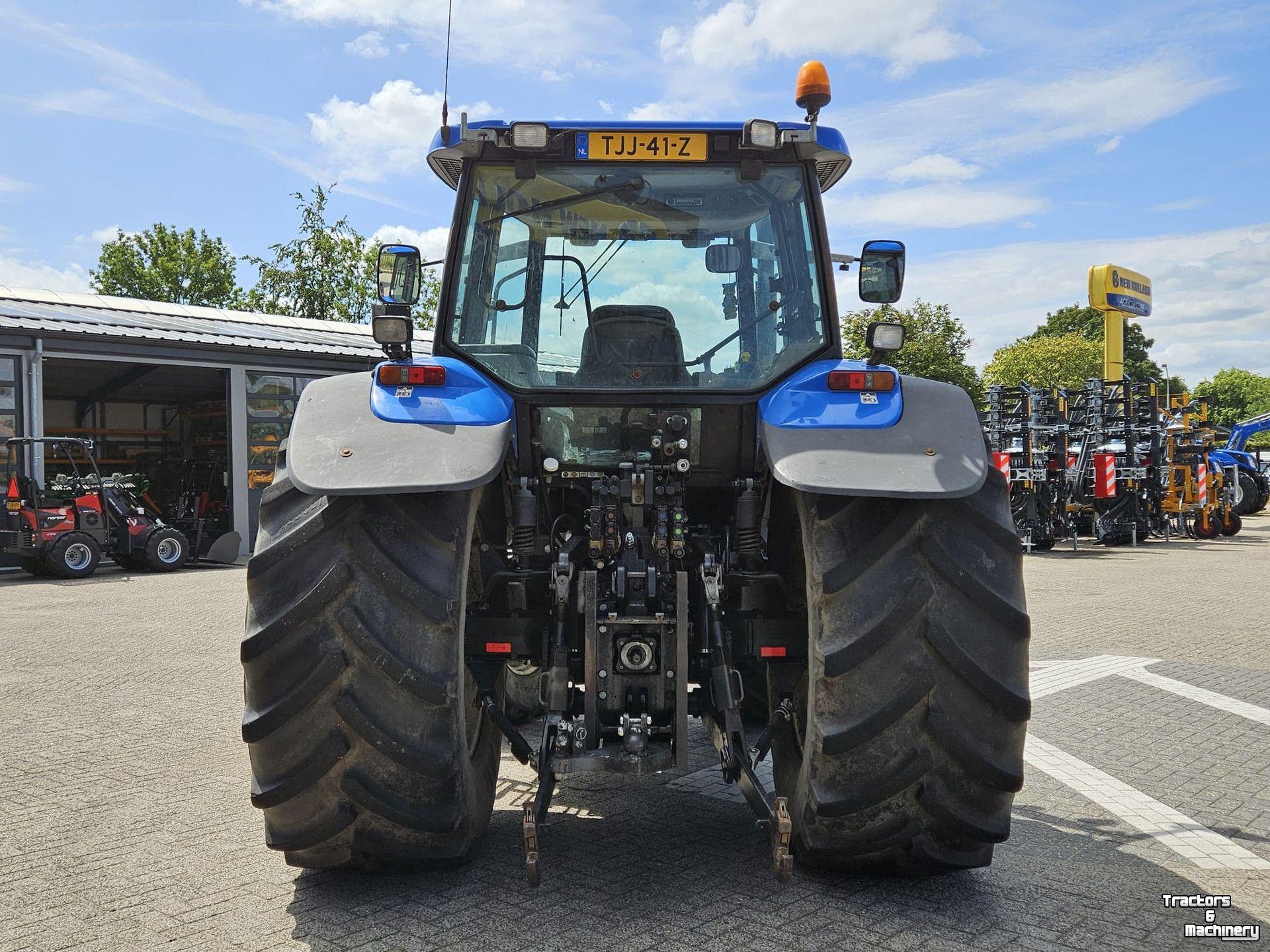 Tracteur New Holland TM155 Power command