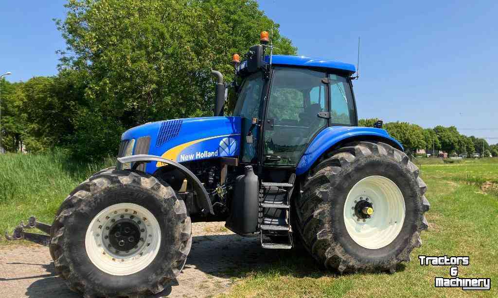 Tracteurs New Holland TG 285 Tractor