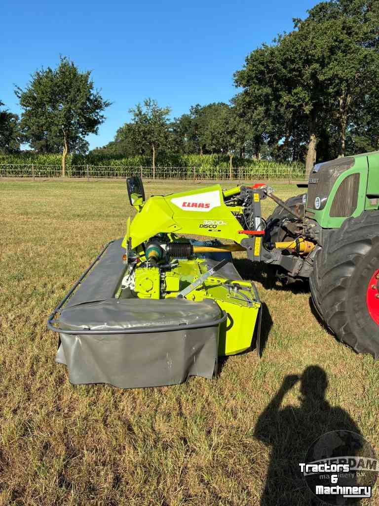 Faucheuse  Claas Disco 3200 + Claas Disco 9300