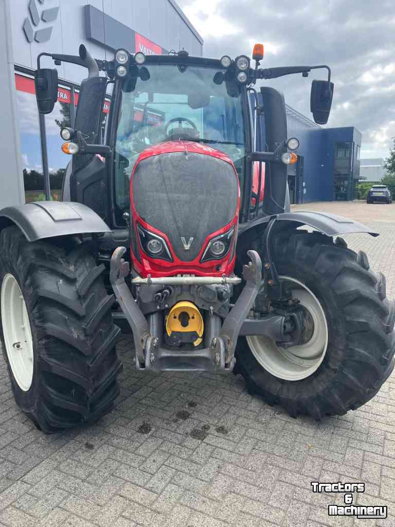 Tracteur Valtra N134