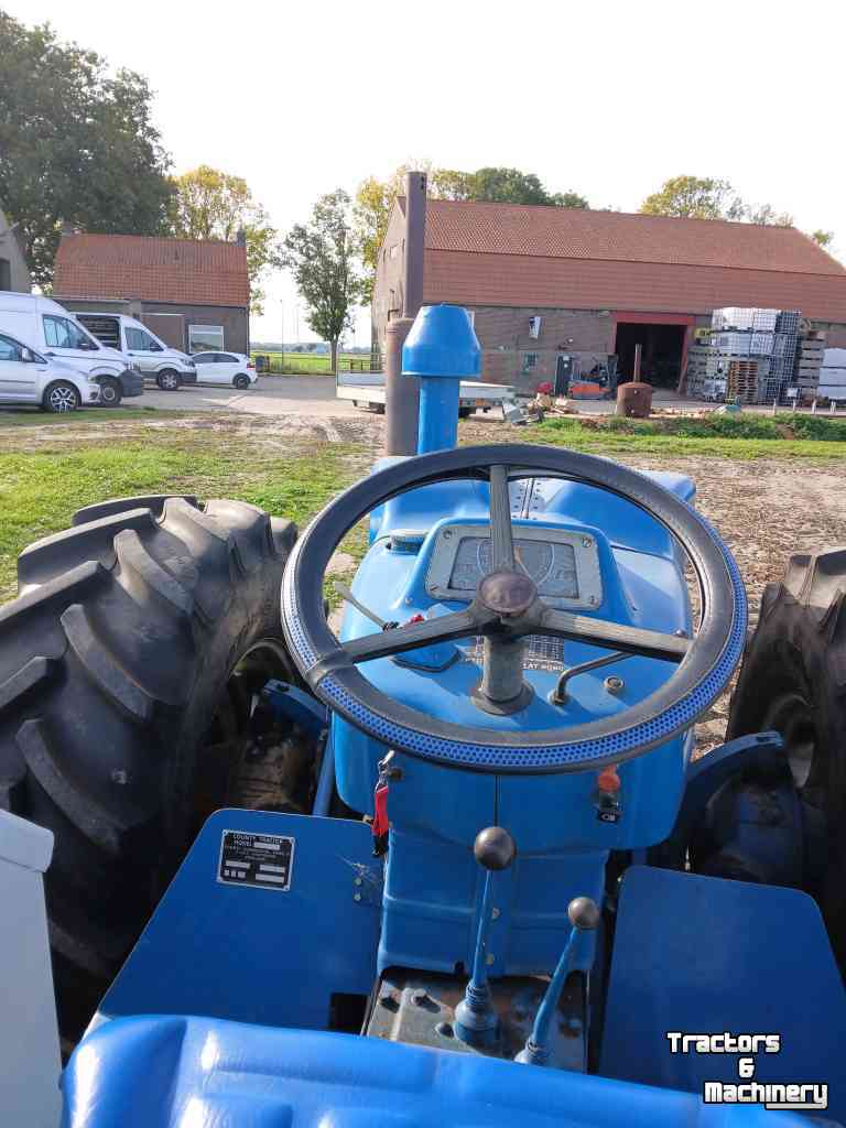 Tracteur  1124