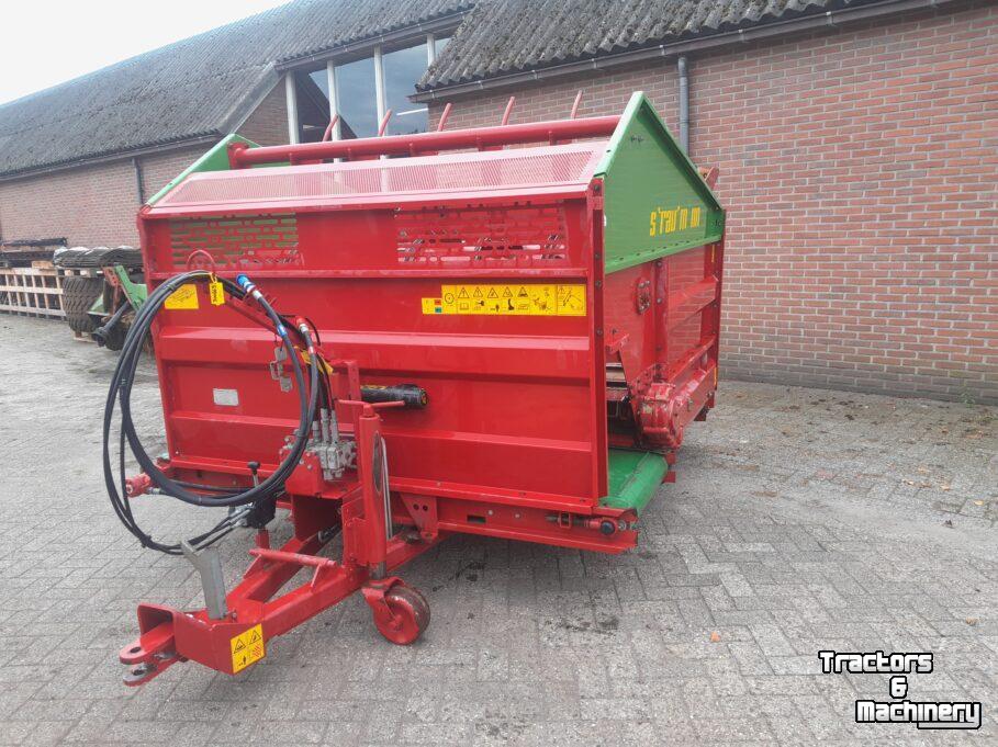 Distributeur de fourrage en bloc Strautmann BVW