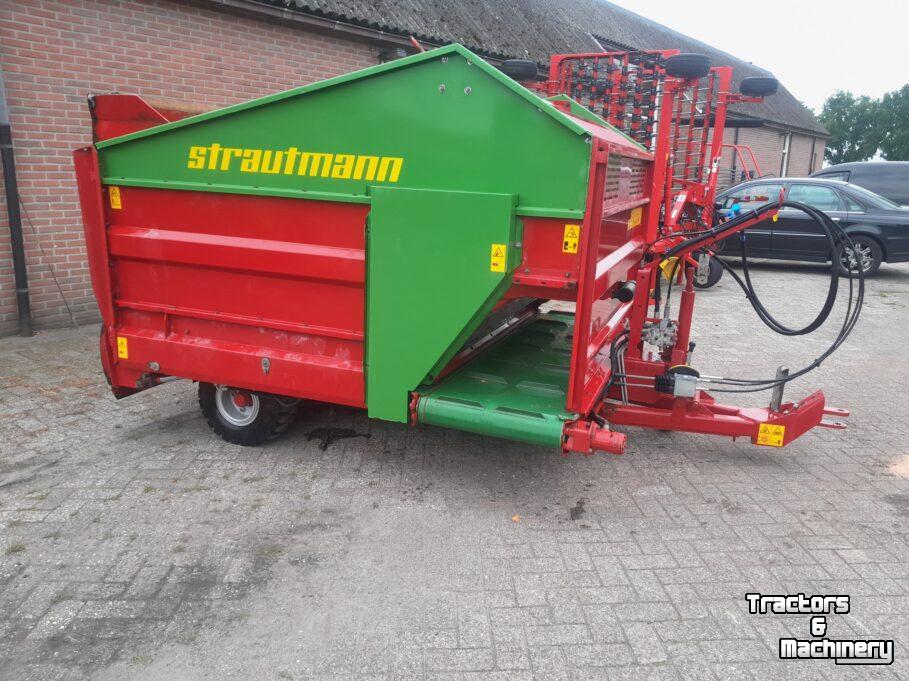 Distributeur de fourrage en bloc Strautmann BVW