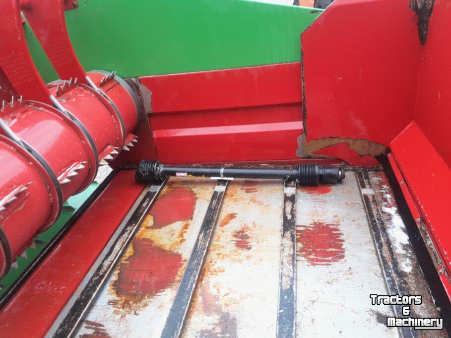 Distributeur de fourrage en bloc Strautmann BVW
